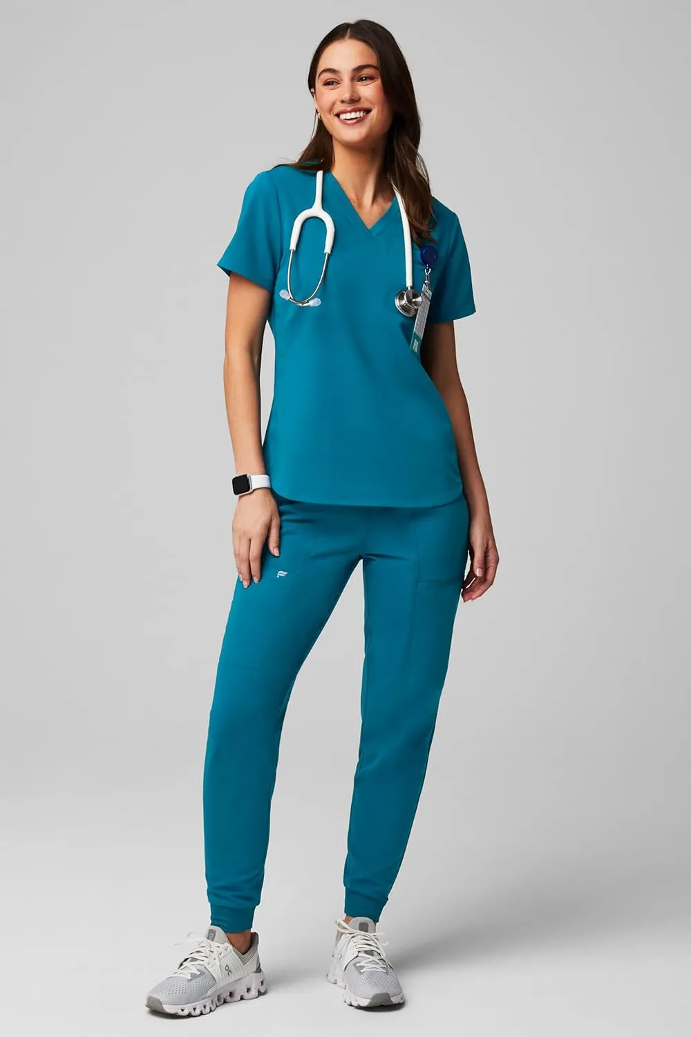 Fabletics Women's Active Scrub Jogger - MotionTech, Pocket-Packed, Lightweight, Wrinkle-Resist, Semi-Slim Fit